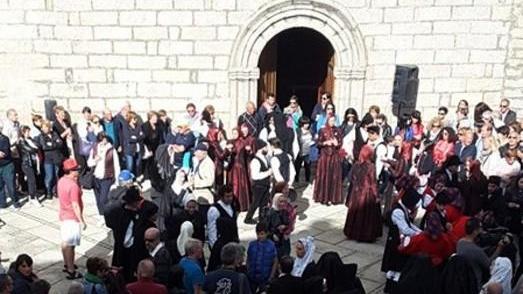 Storia e tradizione, successo a Luras per Domos abbeltas