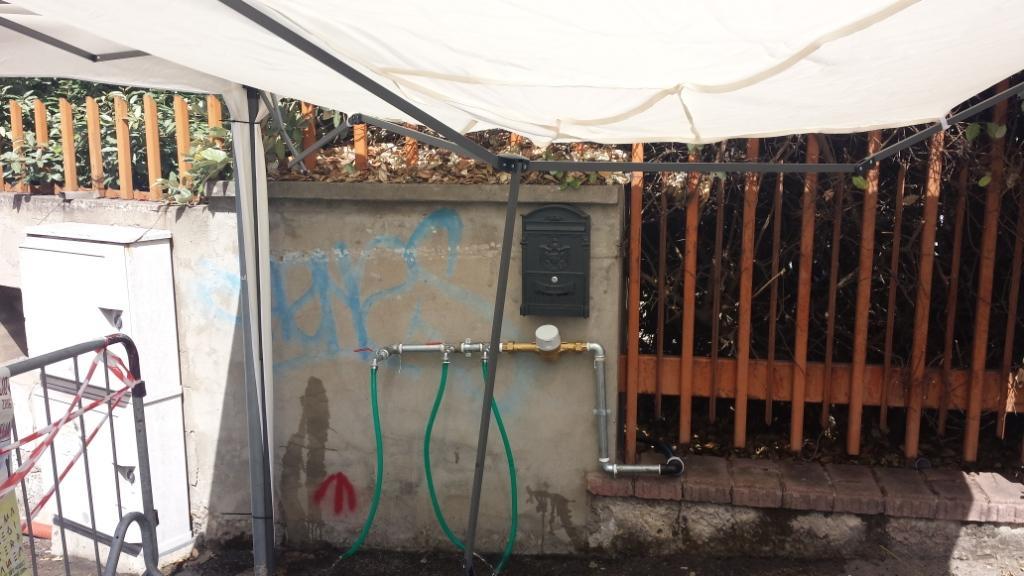 Il gazebo danneggiato