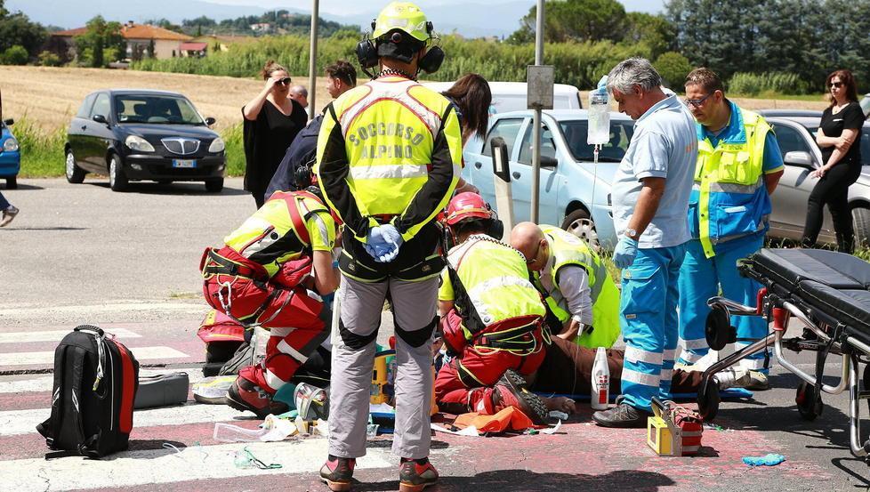 Telecamere e auto danneggiata incastrano la pirata della strada 