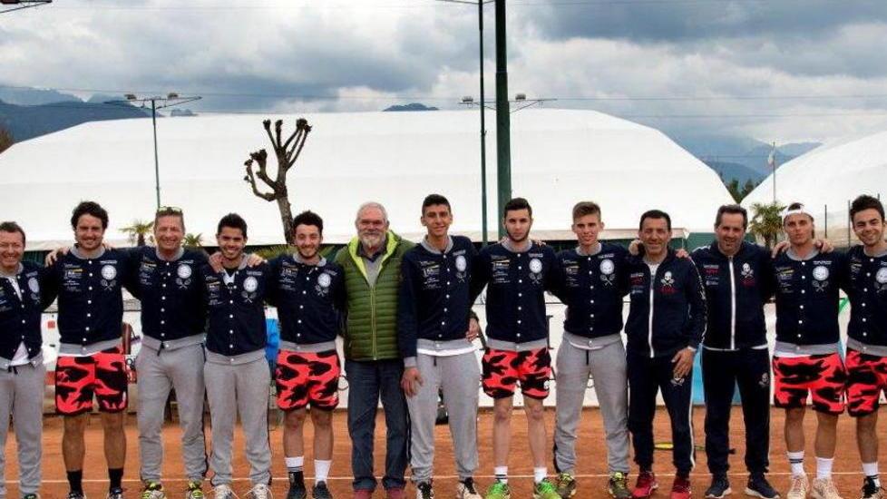 I ragazzi di Marrai in campo per la serie B di tennis