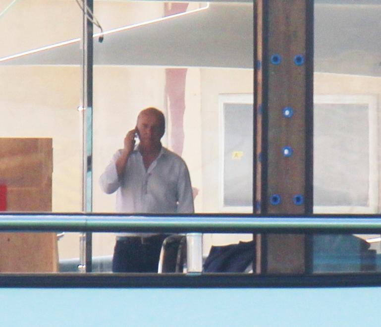 Il paperone Philip Green sul suo yacht da 45 milioni 