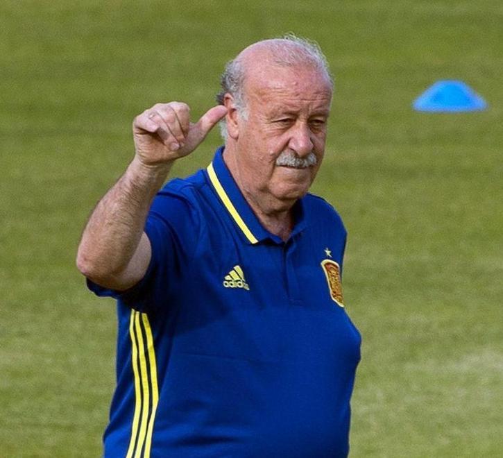 Del Bosque fa l’identikit dell’Italia: «De Rossi è un centrale, ma non è una squadra difensiva»