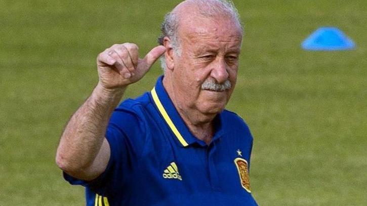 Del Bosque fa l’identikit dell’Italia: «De Rossi è un centrale, ma non è una squadra difensiva»