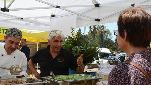 Festa in piazza: la pasta sposa le erbe aromatiche