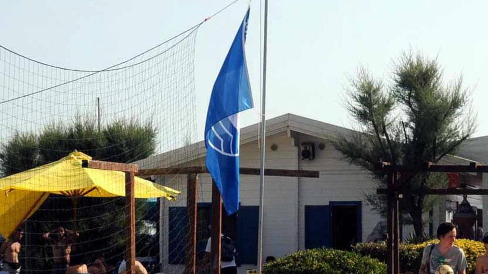 Bandiera blu obbligatoria? No, solo consigliata