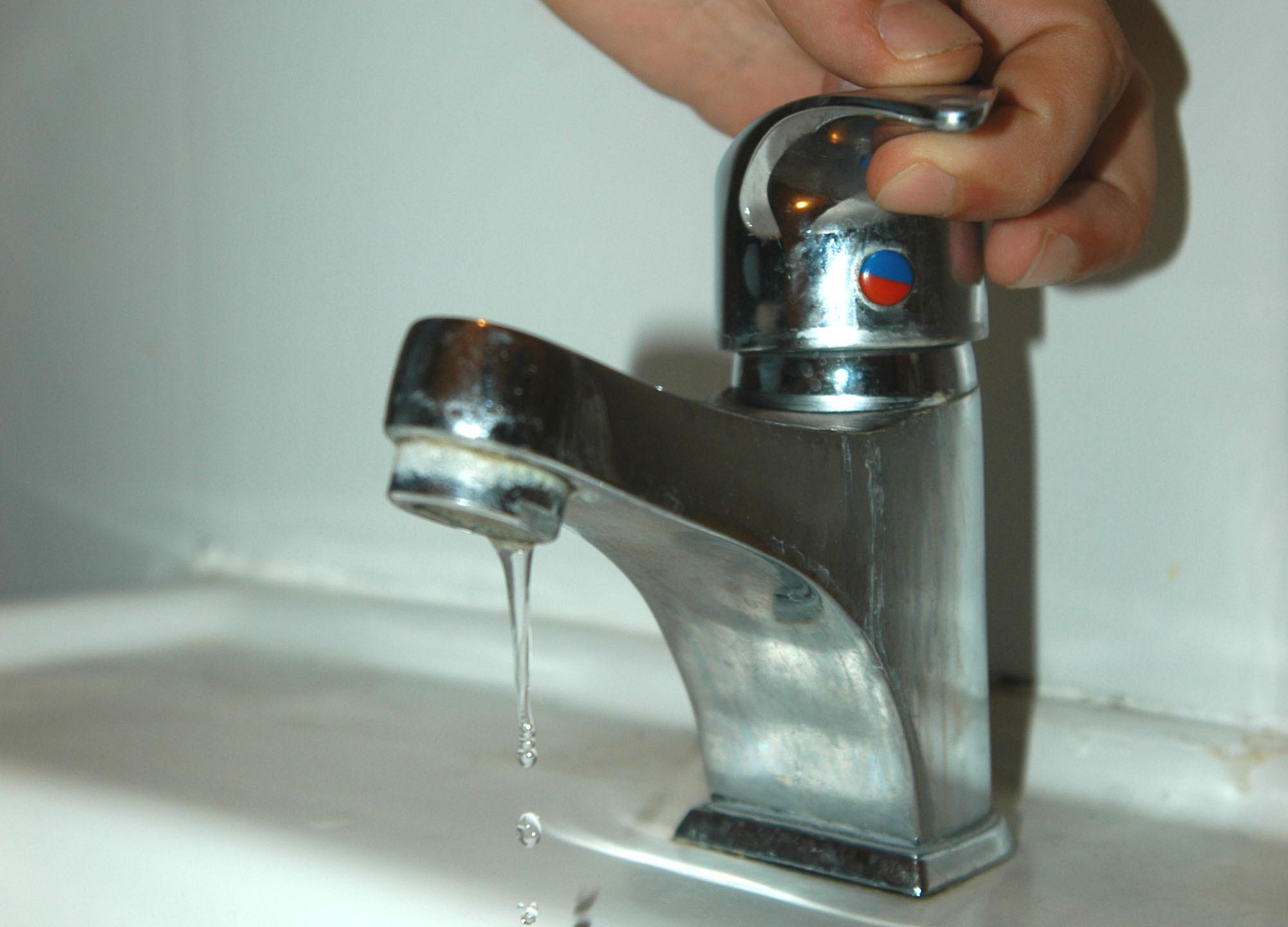 Publiacqua invita a moderare i consumi