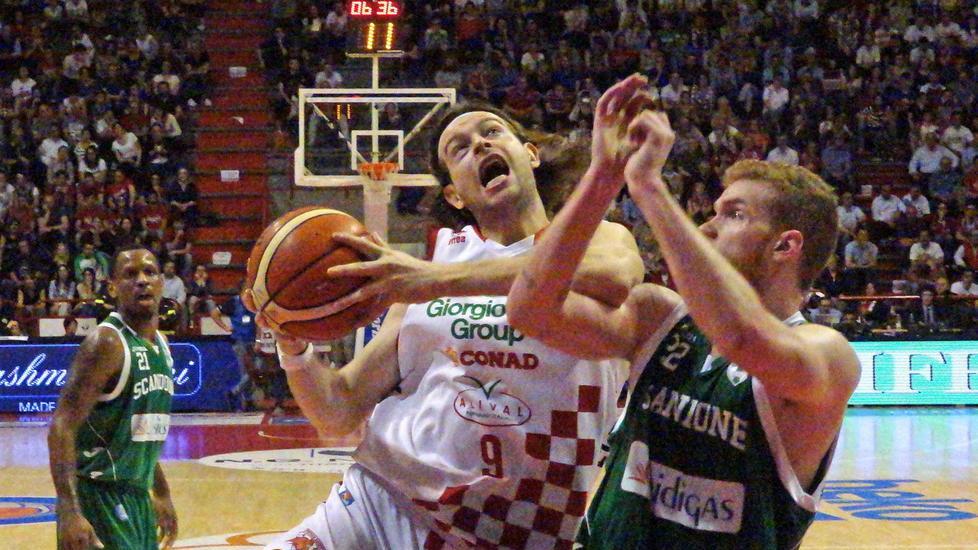 Quasi 1300 tifosi confermano la tessera con The Flexx Pistoia