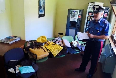 Maxi sequestro di falsi a Lido di Camaiore
