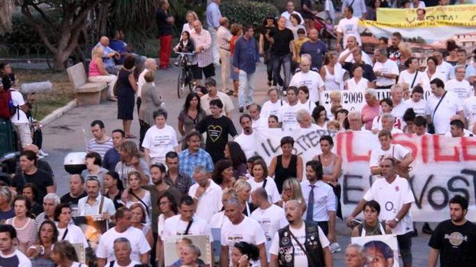Sette anni dopo: tutti in corteo il 29 giugno sera