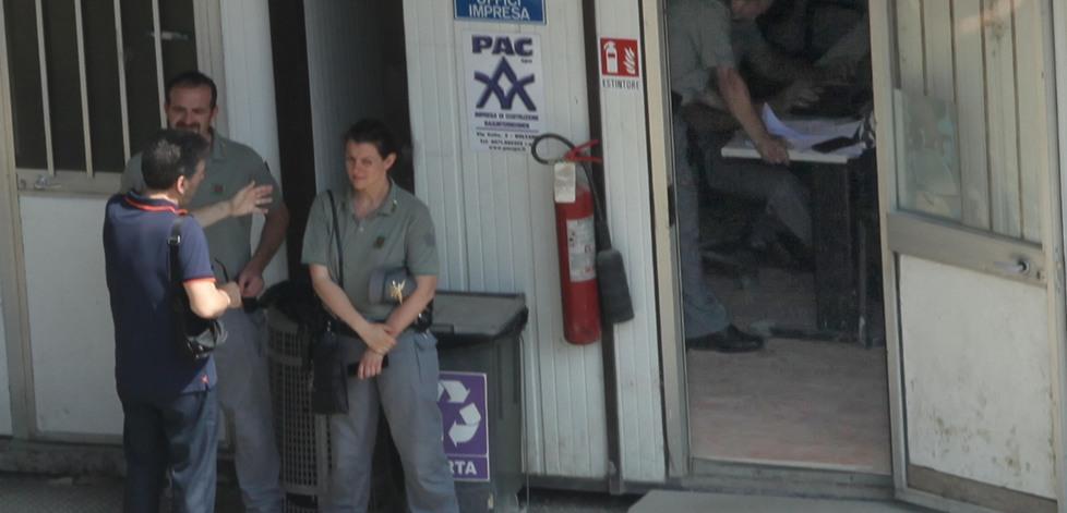 Le opposizioni: «Class action e dimissioni» 