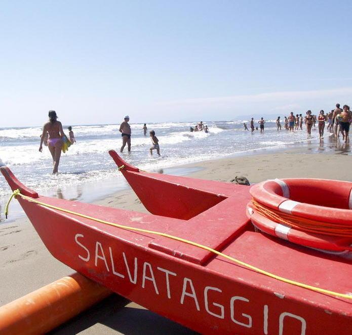 Fine settimana di salvataggi in tutta la Versilia