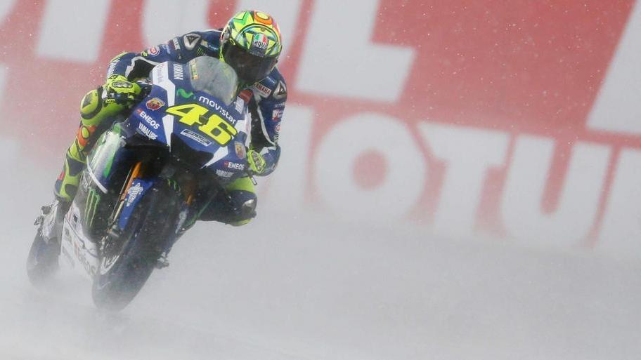 Valentino fa un buco nell’acqua