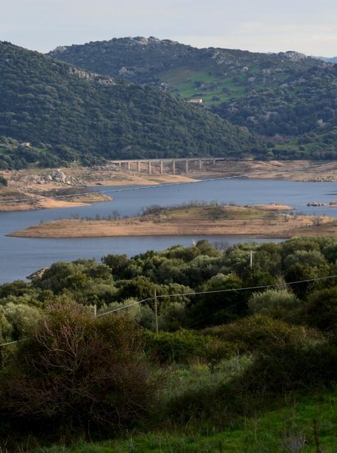 Emergenza idrica, poca acqua nel Liscia e i disagi crescono 