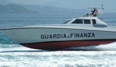 Una vedetta della Guardia di Finanza