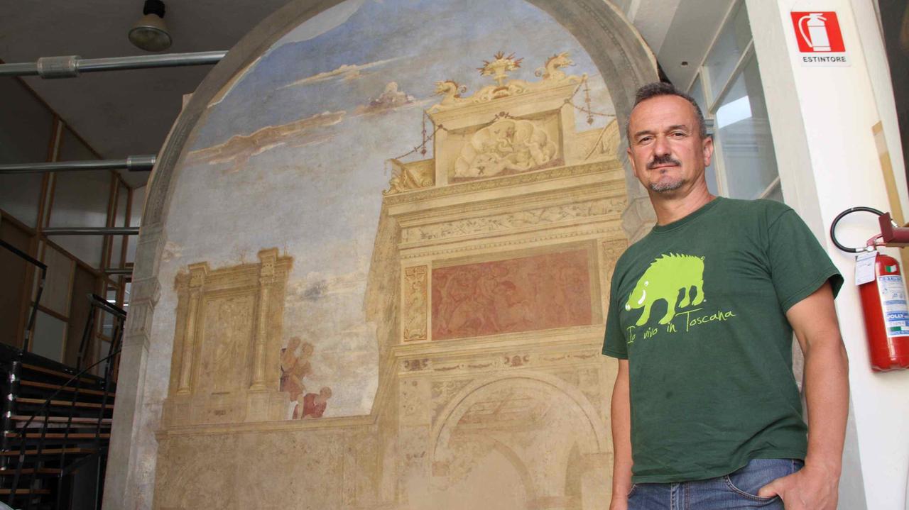 Gianmarco Piacenti, nel suo laboratorio a Prato