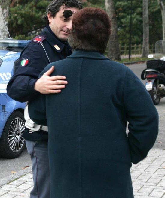 Lo scippo è una ferita che lascia segni indelebili
