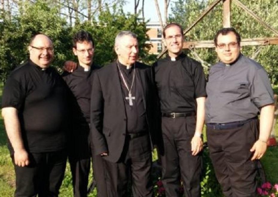 Quattro nuovi preti in diocesi: domani il vescovo li consacra 