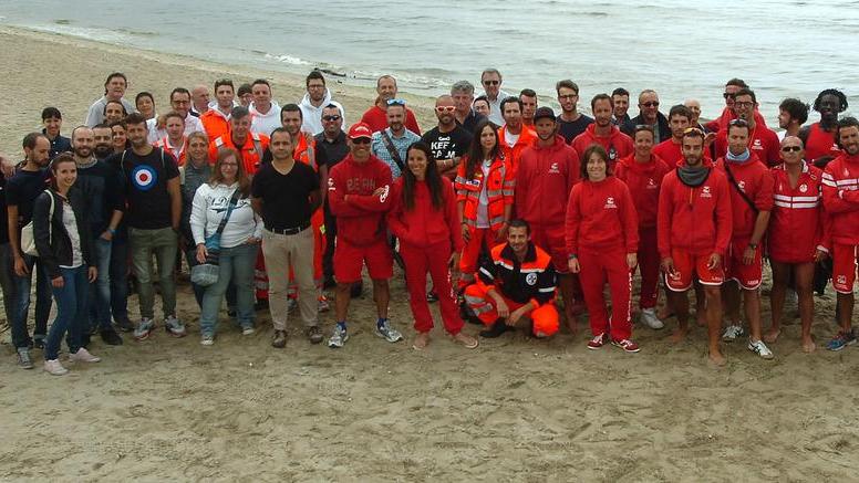Soccorso in mare, come si fa