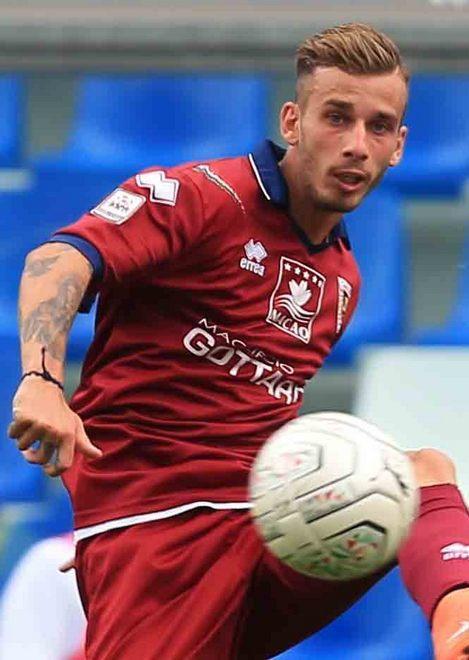 Il futuro di Daniele Mignanelli si tinge sempre più di granata