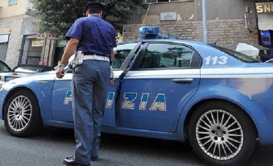 Una pattuglia della polizia