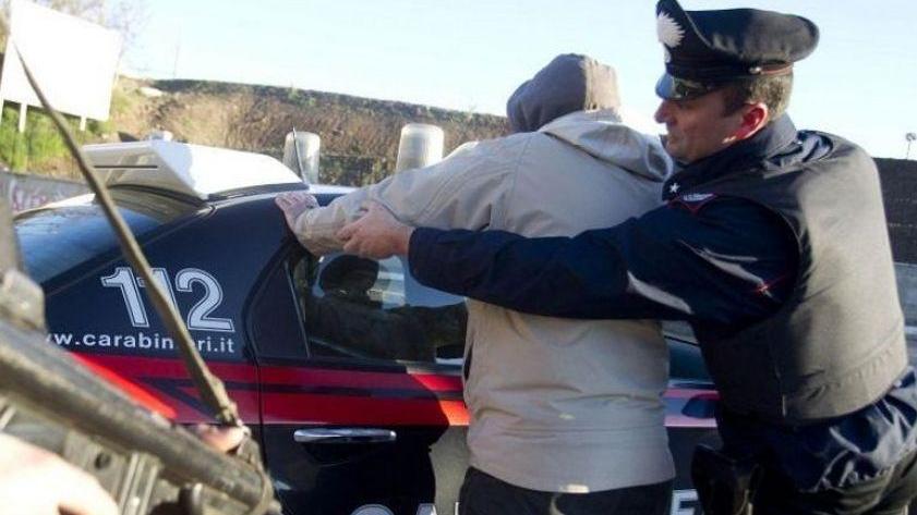 Tenta una truffa, arrestato falso carabiniere