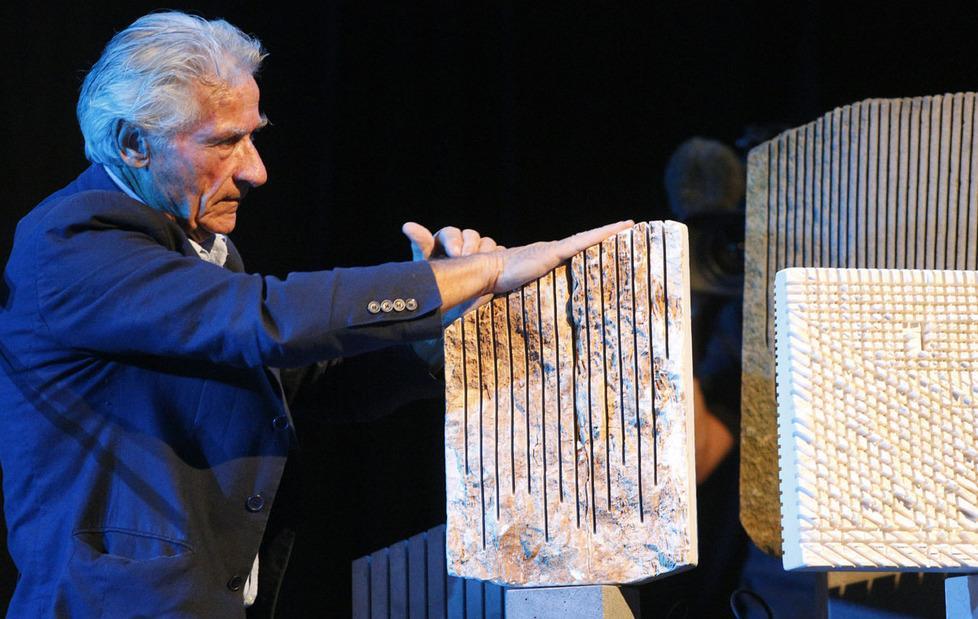 Dal 30 agosto le utopie di Marina Cafè Noir 