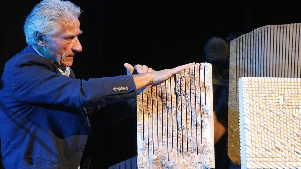 Dal 30 agosto le utopie di Marina Cafè Noir