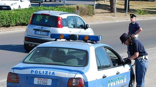 Ladri entrano in casa di giorno e scardinano la cassaforte