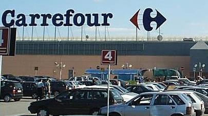 E al Carrefour la spesa si fa anche di notte