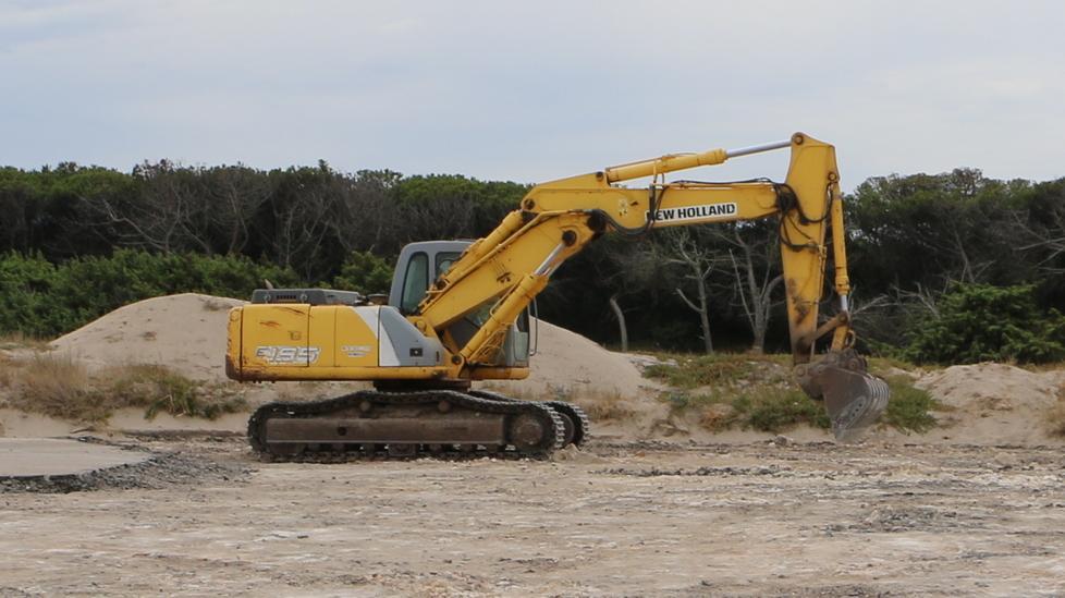 Platamona, ruspe in azione tra le proteste 