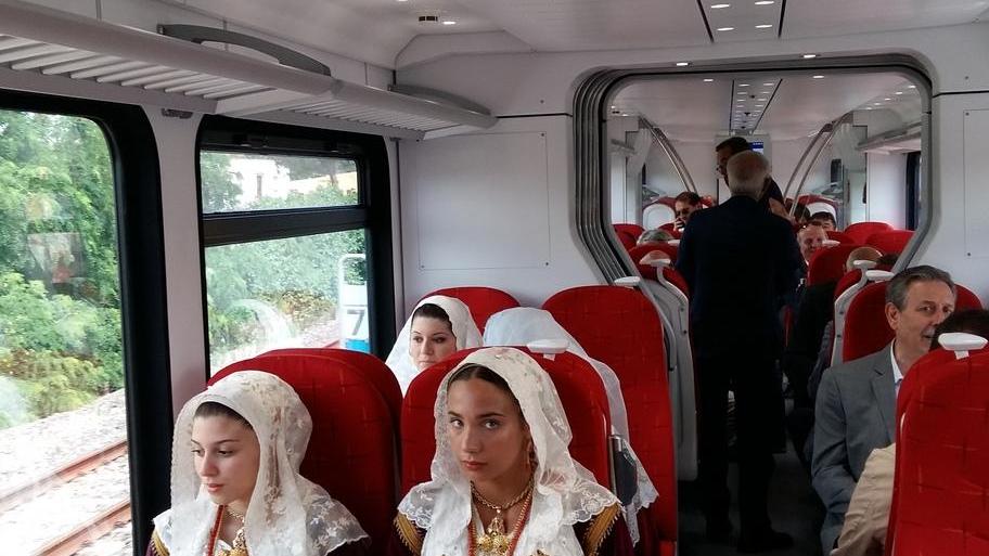 Addio vecchie littorine, inaugurati 4 nuovi treni