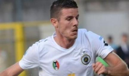 Il Carpi ufficializza i primi colpi: ecco Colombi e Mbaye 
