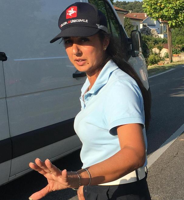Auto urta due scooter e fugge Altri incidenti, strade in tilt