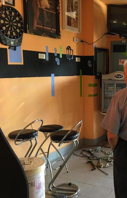 Rubano i soldi delle slot: presi a Firenze 