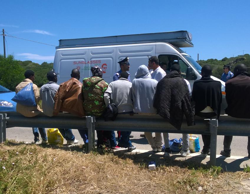Emergenza a Porto Pozzo: i migranti adesso sono 190 