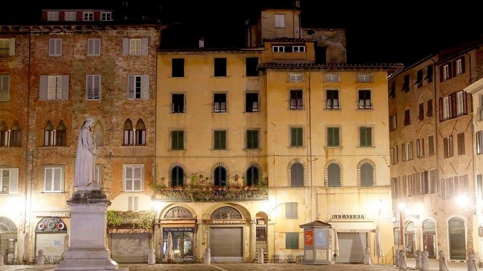 Successo per Lucca di Notte, lunedì il Ponte delle Catene