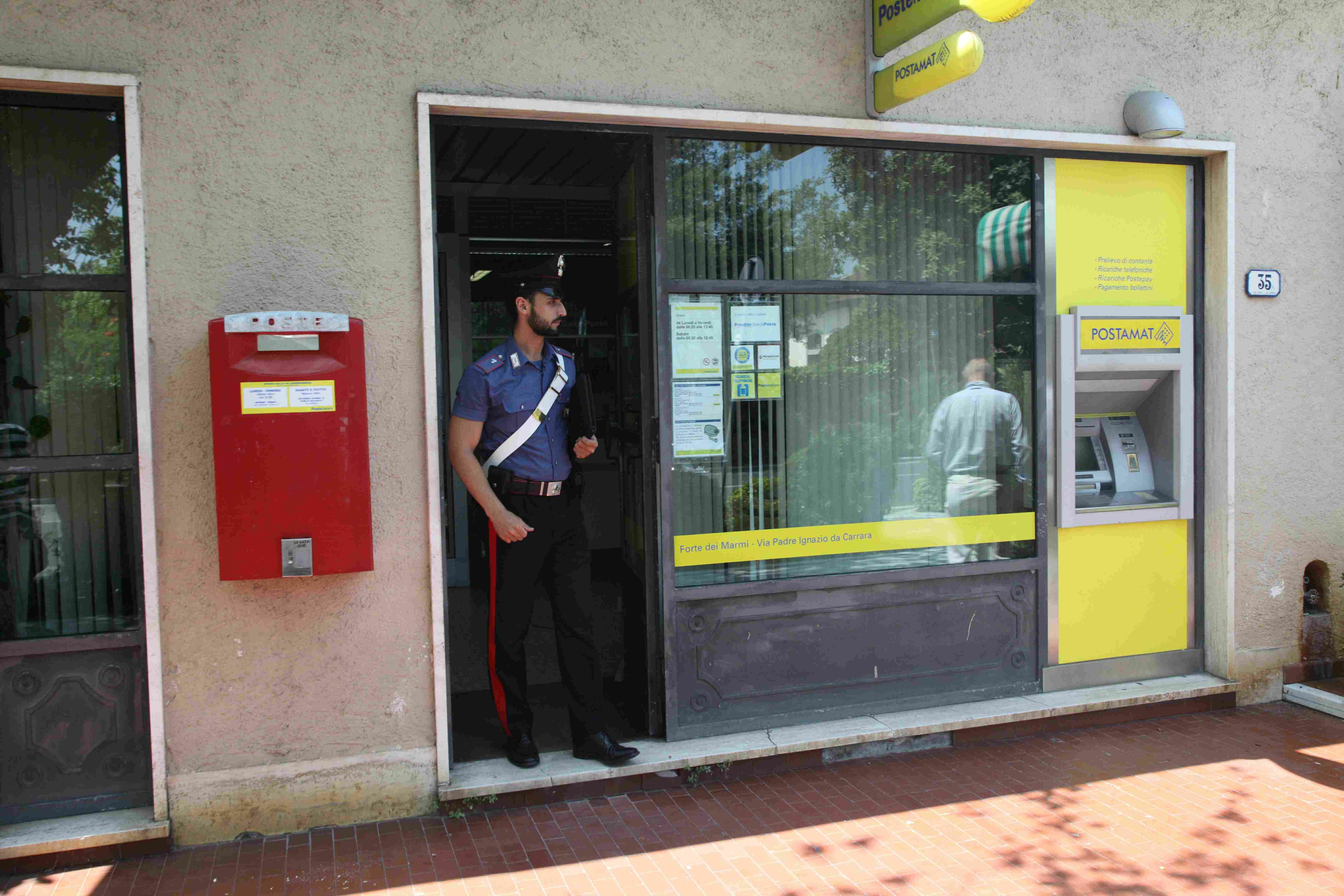 L'ufficio postale rapinato a Forte