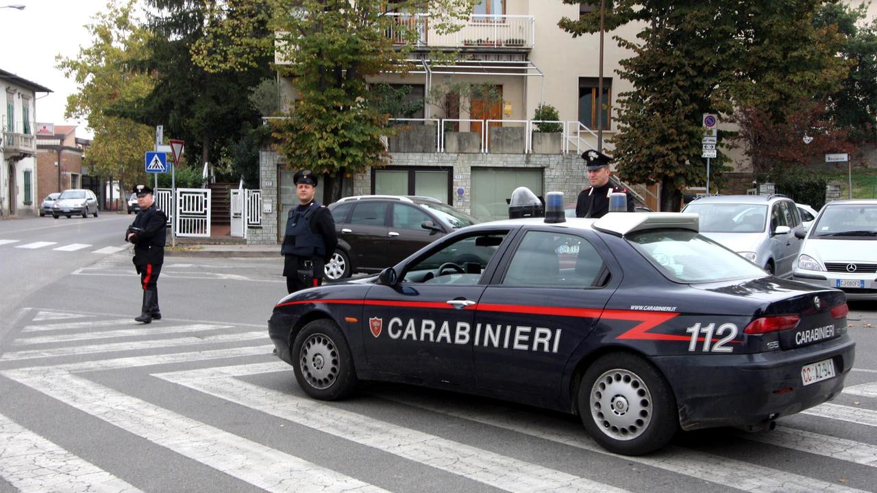 I carabinieri di Castelfiorentino (foto d'archivio)