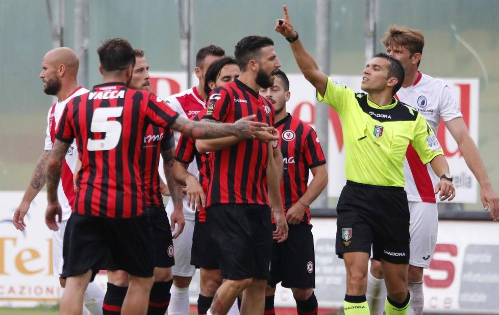 Promossi col Pisa anche gli arbitri della finale 