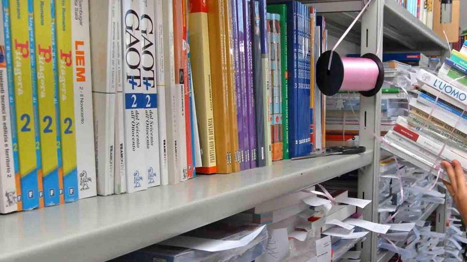 Cascina, forniture gratuite di libri agli alunni
