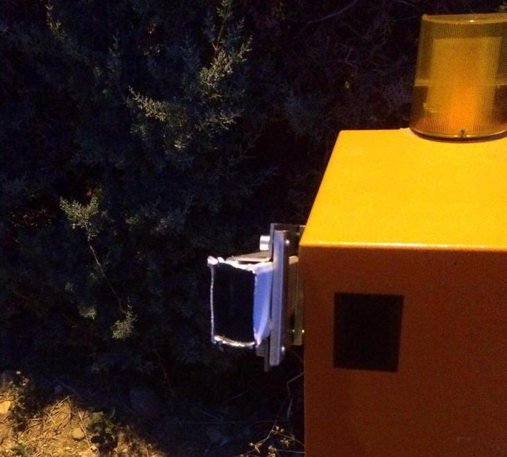 Vandali tranciano la sbarra all’ingresso del parcheggio 