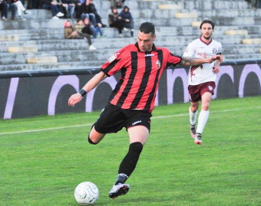 Lucchese, sondaggio Reggiana per Pozzebon 