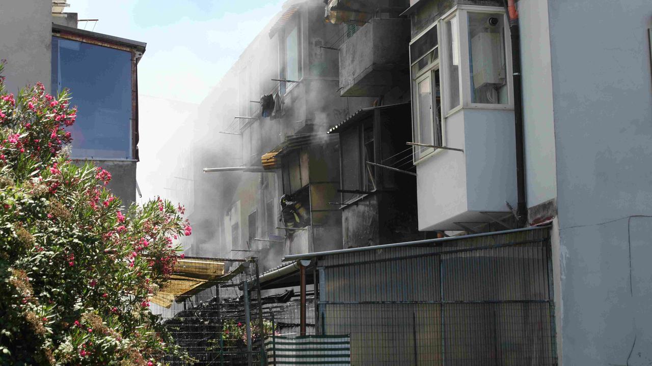 L'incendio in via Vetraia