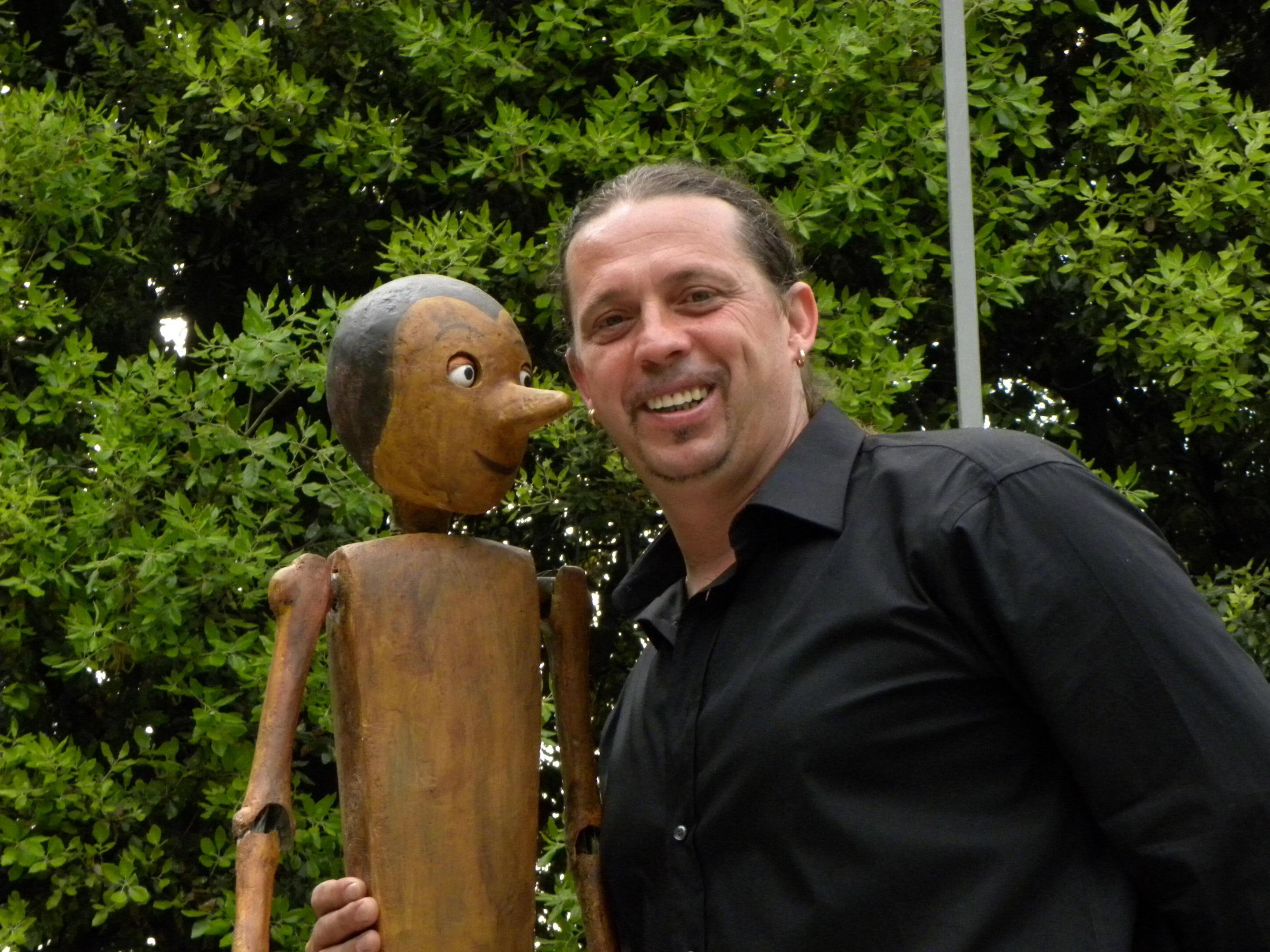 Andrea Balestri con Pinocchio
