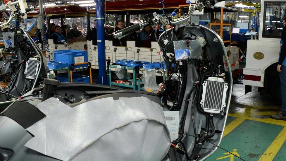 Piaggio, solidarietà di nuovo alle porte