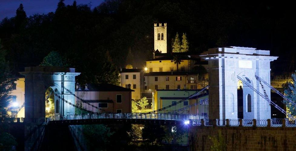 Il Ponte delle Catene, l’opera eccelsa del genio di Nottolini 