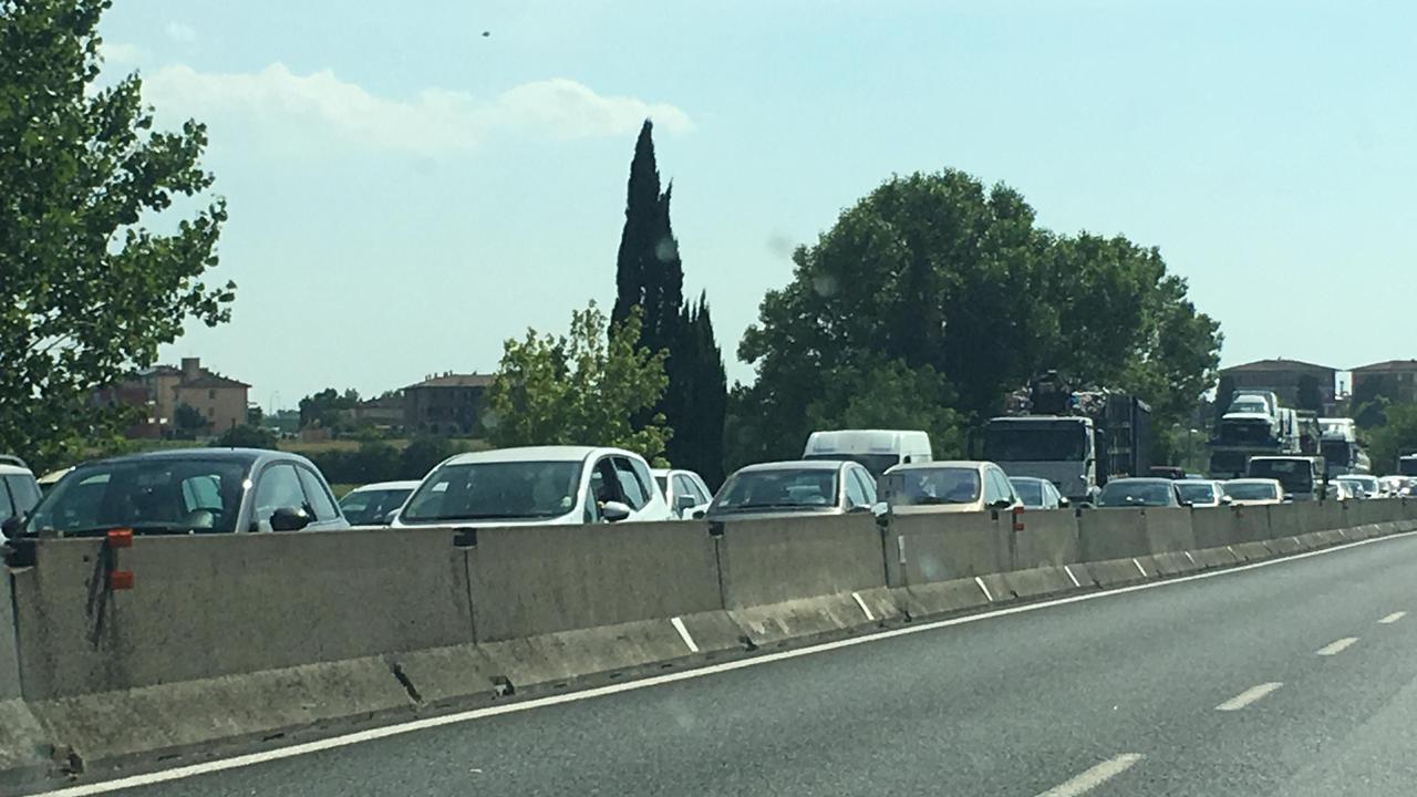 La coda in superstrada