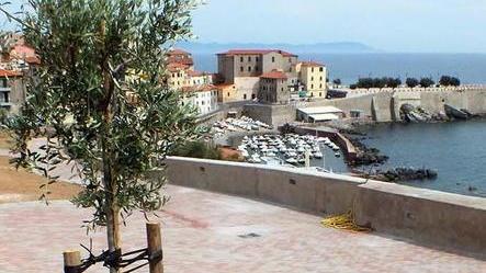 Piazza Manzoni restituita ai cittadini dopo 8 anni