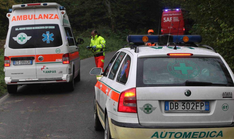 Cade durante una gara di enduro e si ferisce alla schiena