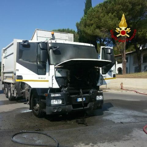 Il camion compattatore